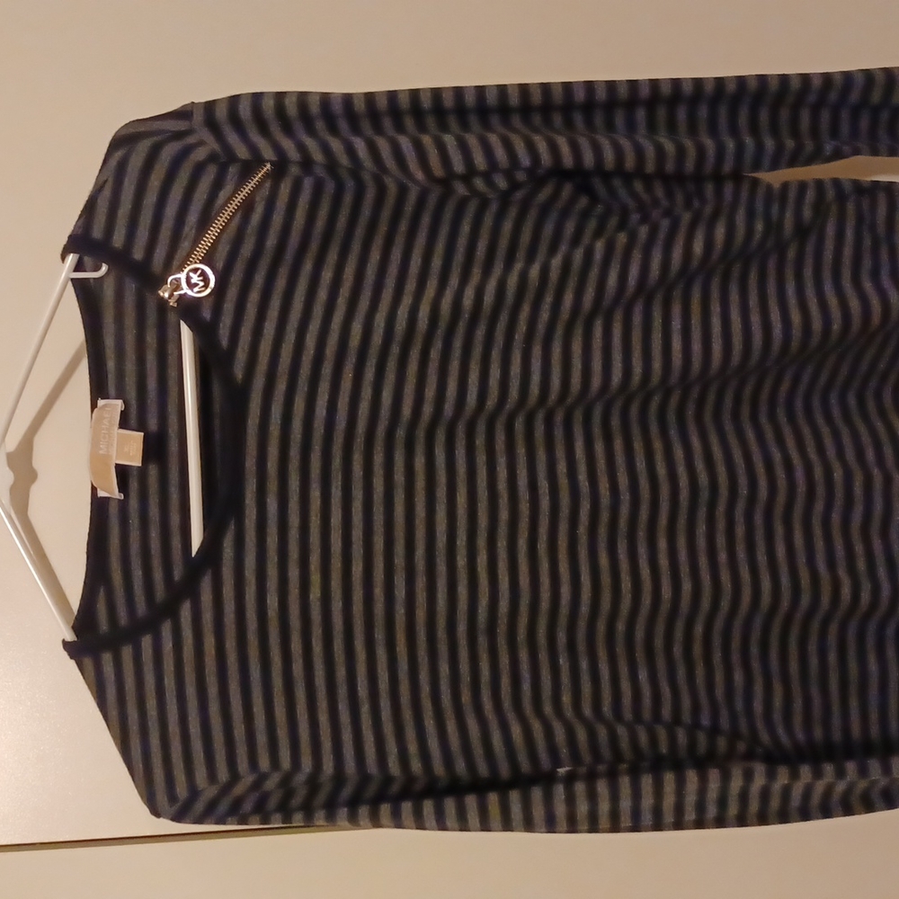 Michael kors zip shoulder striped top xl